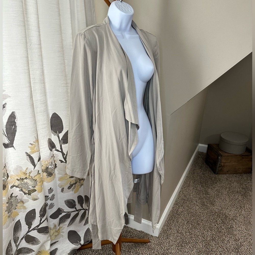 NWT Elaine Rose Tie Waist Lightweight cardigan Jacket Size M - Picture 2 of 6